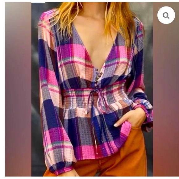 Anthropologie Tops - Anthropologie PILCRO Plaid Deep V top XS